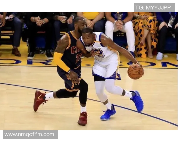 2018年NBA总决赛勇士与骑士第三场精彩录像回放分析与点评 2018年NBA总决赛勇士与骑士第三场精彩录像回放分析与点评